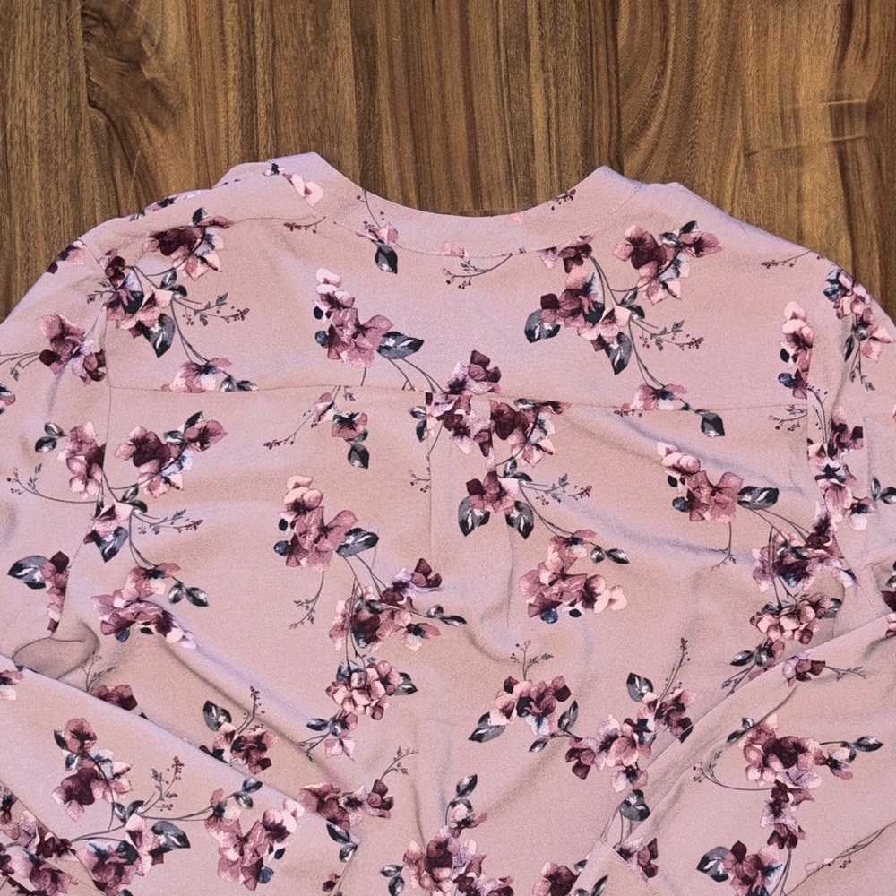 Hilary Radley Mauve Floral Blouse - Picture 4 of 4